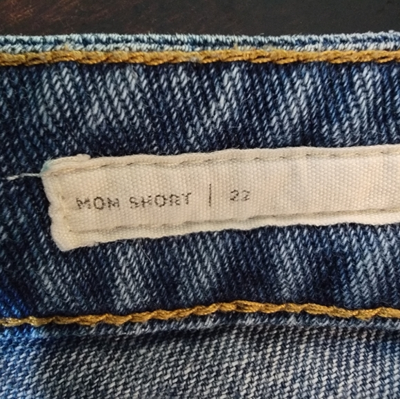 PACSUN "Mom Shorts" Size 22. Button up Front. EUC - Picture 6 of 11